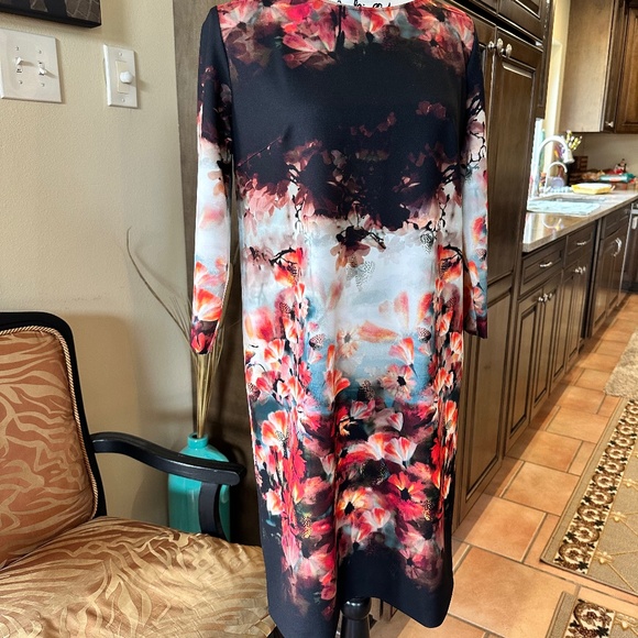 🌺FUZZI Made in Italy - Dress -floral print Black Red Orange 3/4 Sleeves💥🌺 - Picture 7 of 8